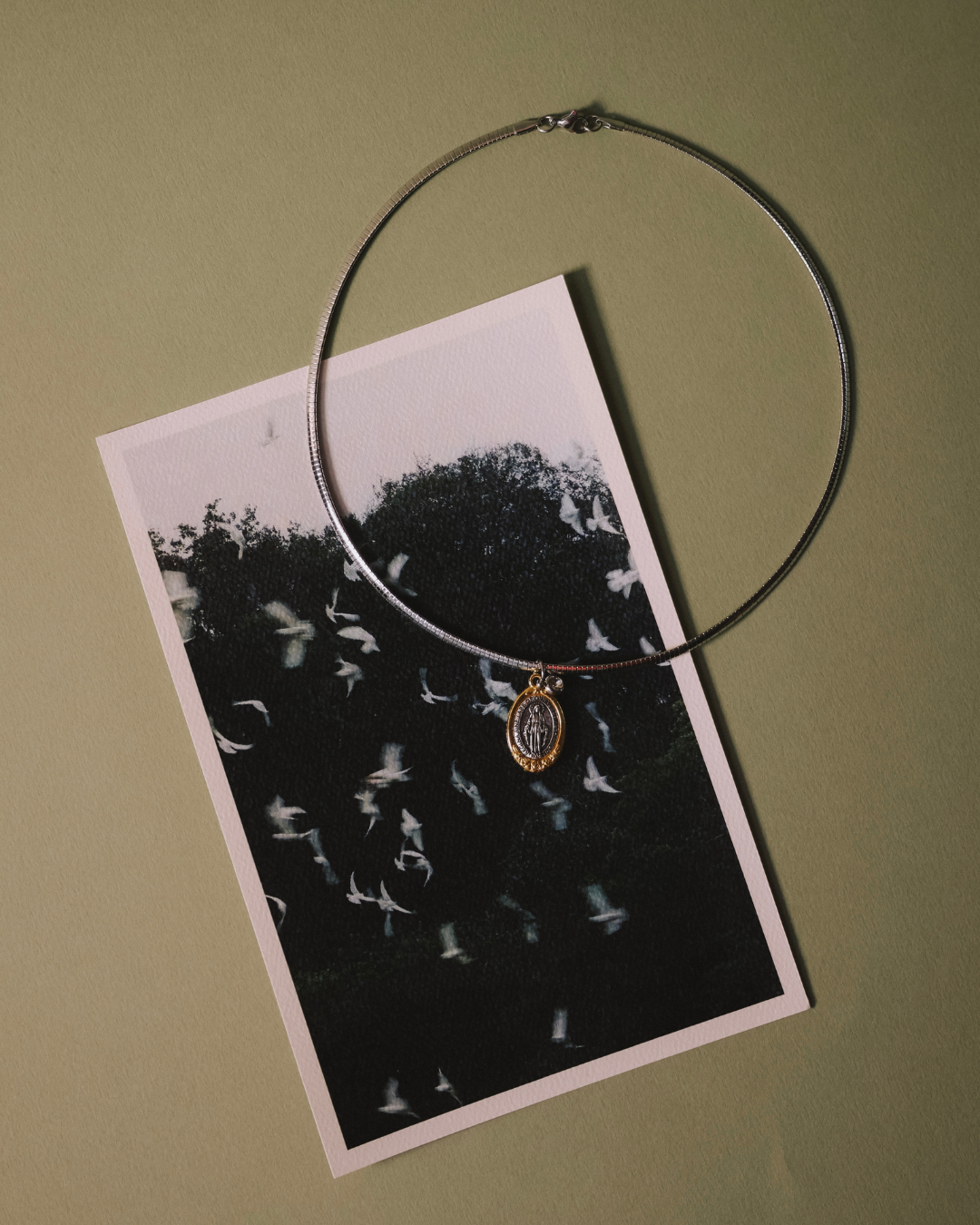 Virgen Milagrosa - Collar Statement